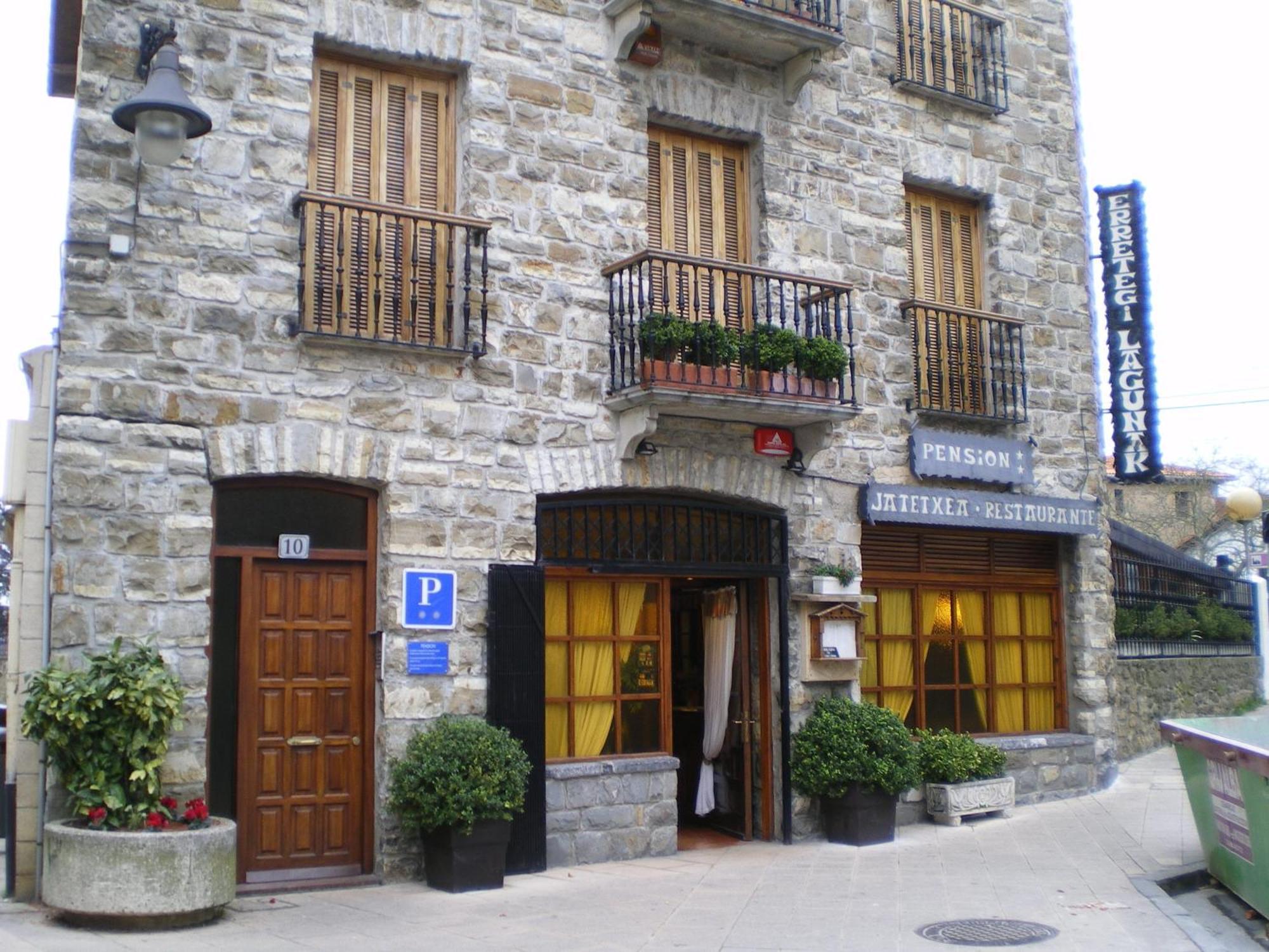 Pension Lagunak Zarautz Exterior foto