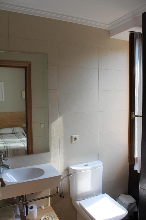 Pension Lagunak Zarautz Zimmer foto