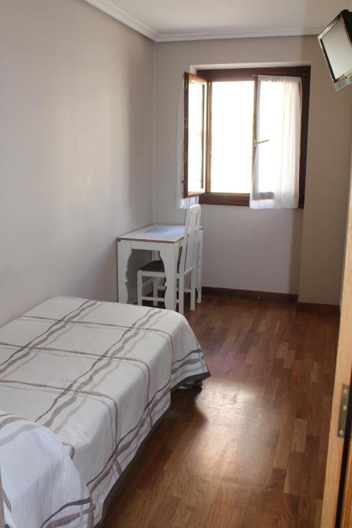Pension Lagunak Zarautz Zimmer foto