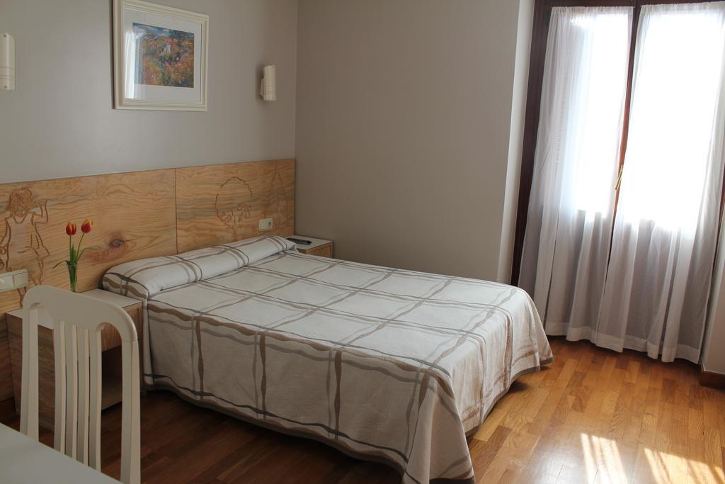 Pension Lagunak Zarautz Exterior foto